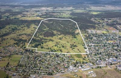 4-Bedroom, 2-Bathroom House in Beaumoor Estate, Beaudesert, QLD