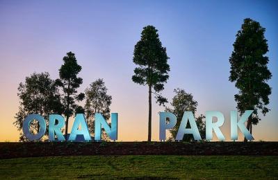 6-Bedroom, 4-Bathroom House in ORAN PARK, ORAN PARK, NSW
