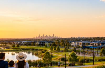 3-Bedroom, 2-Bathroom House in Serenity Fields, Thornhill Park, VIC