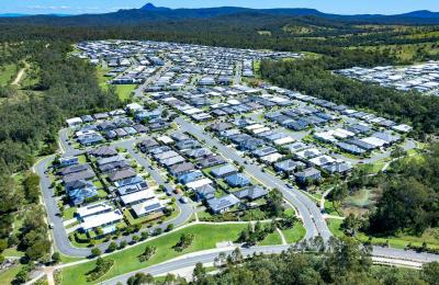 4-Bedroom, 2-Bathroom House in Flagstone Estate - Flagstone, Flagstone, QLD
