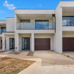 3-Bedroom, 2-Bathroom Town House in Werribee, Werribee, VIC