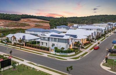 4-Bedroom, 2-Bathroom House in WHITEROCK, WHITE ROCK, QLD