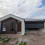 4-Bedroom, 3-Bathroom House for Sale in Fraser Rise, Fraser Rise, VIC