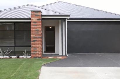 3 Bedroom 3 Bathroom Single Storey House in Bayswater