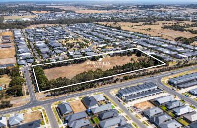 4-Bedroom, 2-Bathroom House in BURVILLES Grove / 1, Armstrong Creek, VIC