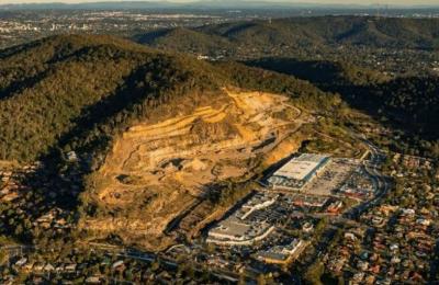 5-Bedroom, 5-Bathroom House in THE QUARRY ESTATE, KEPERRA, QLD