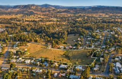 4-Bedroom, 2-Bathroom House in SORENSEN RISE ESTATE, GYMPIE, QLD
