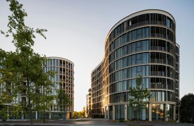 2-Bedroom, 2-Bathroom Apartment in THE GRANDE - TOWER 2, CANBERRA, ACT