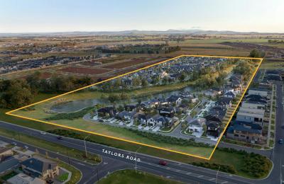 3-Bedroom, 2-Bathroom House in SAMARA RISE, FRASER RISE, VIC