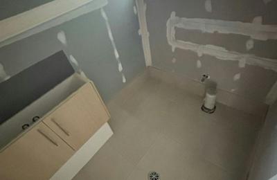 4-Bedroom, 2-Bathroom House in MONTROSE, MORAYFIELD, QLD
